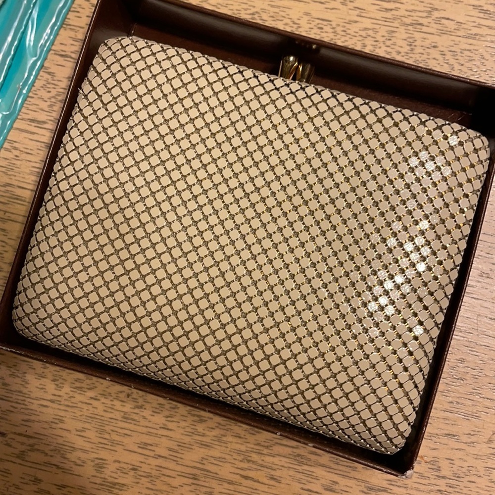 Small wallet by Caroma